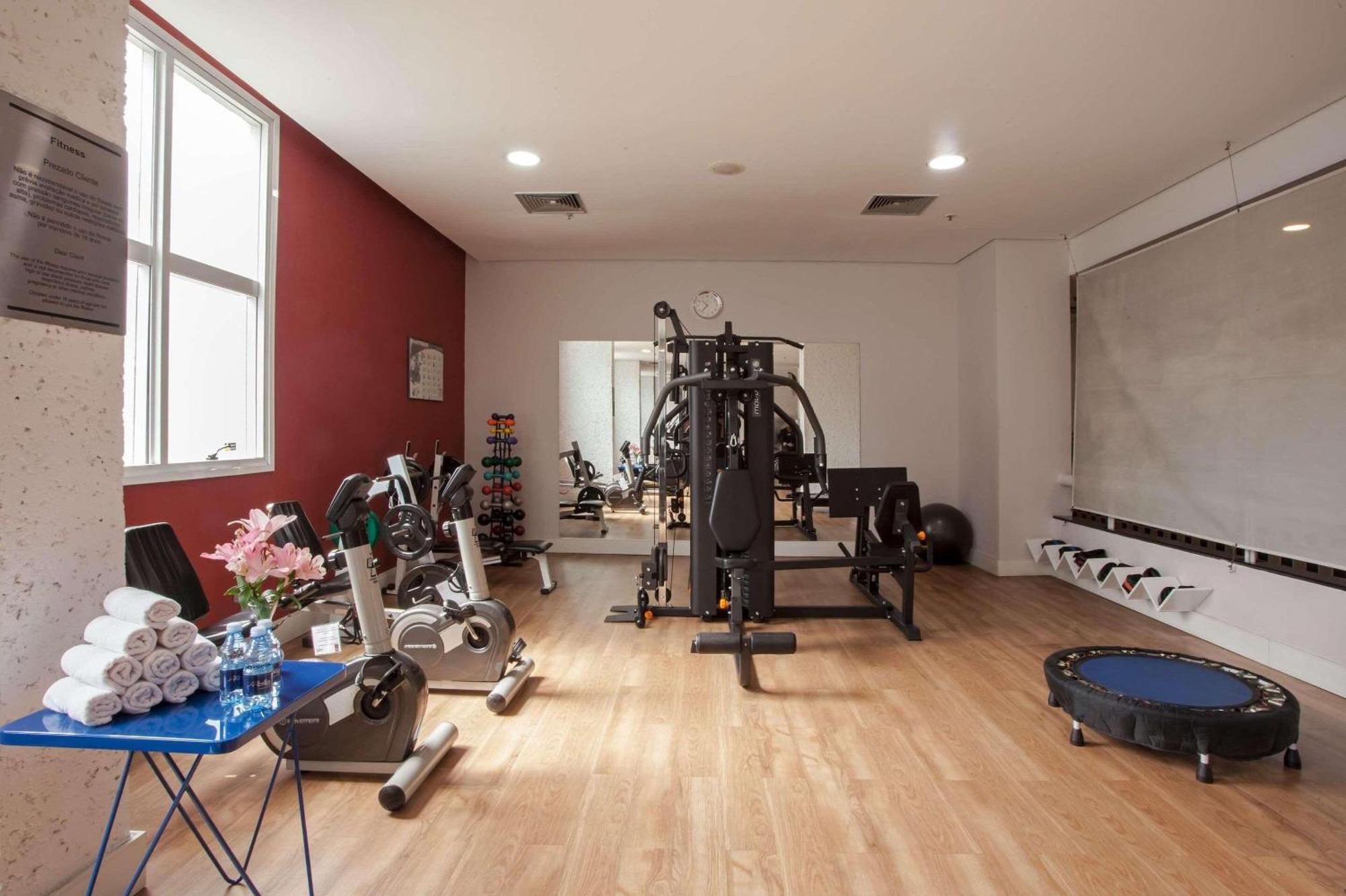 Radisson Alphaville Barueri Exterior photo A private gym